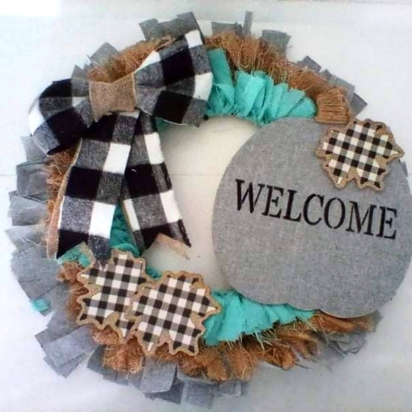 Fall Themed Wreath "Welcome" - Picture 1 of 1